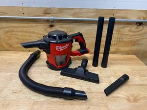 MILWAUKEE M18 18-Volt Lithium-Ion Cordless Compact Vacuum (Tool-Only)