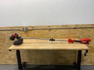 MILWAUKEE M18 18V Lithium-Ion Brushless Cordless String Trimmer (Tool-Only)