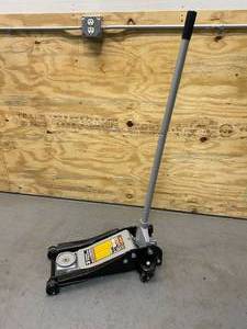 TORIN Black Jack- 3 Ton Capacity