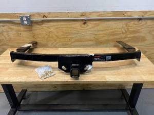 CURT Class 3 Trailer Hitch, 2 Receiver, Select Toyota Highlander, Towing Draw Bar