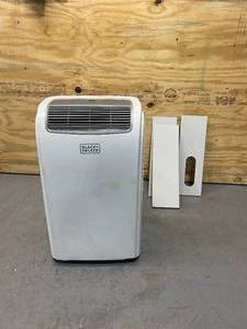 BLACKDECKER 8,000 BTU Portable Air Conditioner