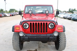 lot 1 image: 1999 Jeep Wrangler Sport 4x4 - 88,962 Miles -