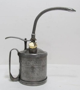 lot 41 image: Great Looking Antique GOLDEN ROD Steel & Brass Oil Can