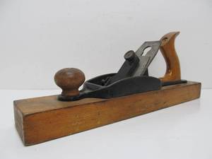 lot 59 image: Antique UNION Mfg. Co. Woodworking Plane