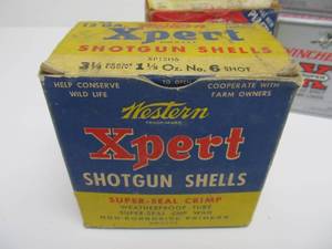 lot 130 image: 4 Vintage etc Shotgun Shell boxes - Full