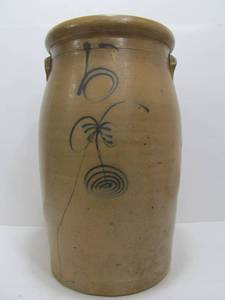 lot 162 image: Early RED WING 5 Gallon Salt Glazed Stoneware Churn (Hairline)