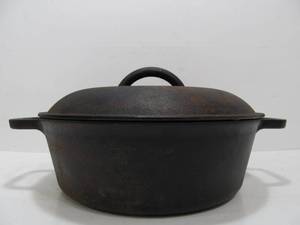 lot 164 image: Mainstays Cast Iron Dutch Oven