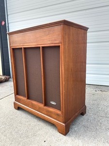lot 332 image: Fantatsic Condition Vintage 1960s HAMMOND Tone Cabinet 
