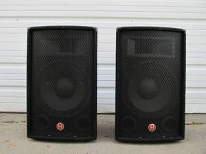 lot 194 image: Nice Condition Pair of Speakers