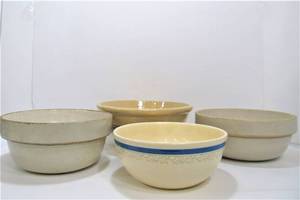 lot 206 image: Lot of 4 Vintage Stoneware etc Mixing Bowls