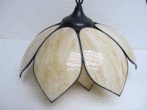 lot 175 image: Mid Century Slag Glass Double Tulip Pendant Lamp