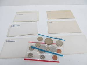 lot 250 image: Group of US Mint Proof Coin Sets 