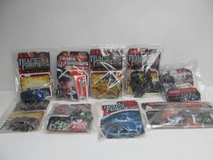 lot 259 image: Large Group of TRANSFORMERS Action Figures