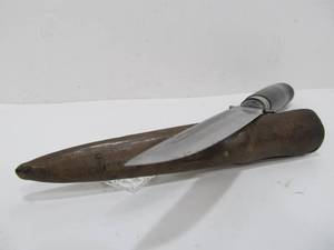 lot 221 image: Signed Vintage P. Holmberg Eskilstuna Sweden Fixed Blade Knife wSheath