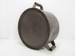 lot 245 image: Antique Rocker Oil Can ST. LOUIS Gas Station