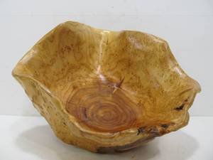 lot 178 image: Natural Burl Tree Wood Art Bowl Handcrafted