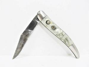 lot 320 image: Vintage Hammer Brand Cracked Ice Folding Knife