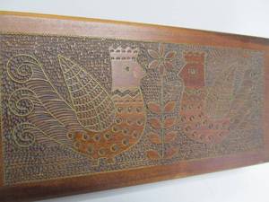 lot 127 image: Lovely Mid Century Scandinavian Footed Hinged Wood Musical Jewelry Box