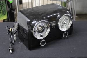 2002 Crosley CR52 Collectors Edition Simulated Vintage Radio