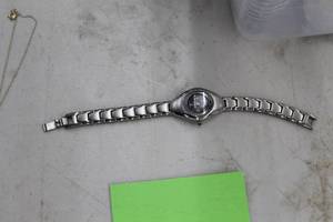 Gucci Womens Wrist Watch