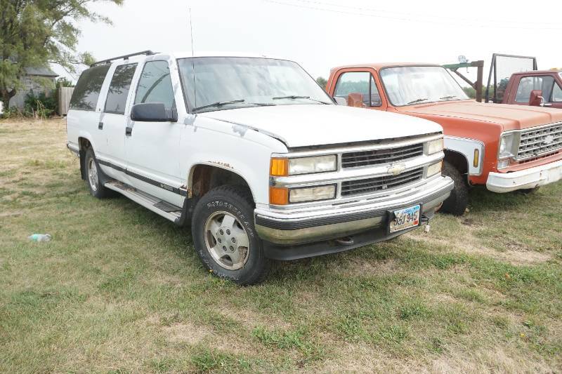 JAX of Benson Sale 1007 Wilmot South Dakota Gary Rauscher Estate 1