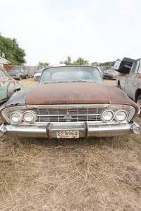 lot 23 image: 1961 Dodge Monaco