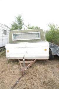 lot 43 image: pop up Jayco camper 8 ft