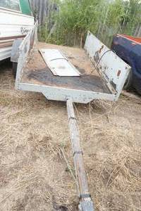 lot 44 image: metal utility trailer