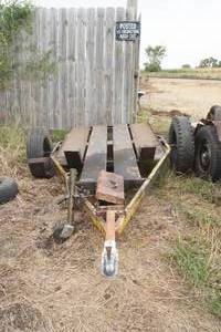 lot 47 image: motorcycle trailer 8ft