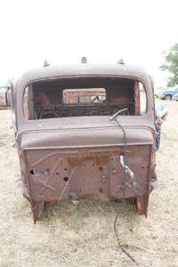 lot 60 image: antique 1940 Ford truck cab