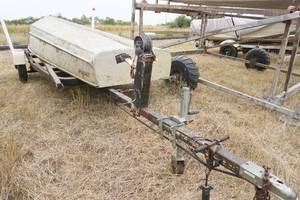 lot 65 image: Seamaid aluminum boat with trailer