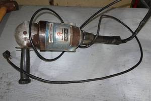 Black and Decker 79 Heavy Duty Angle Grinder - 13 Amp