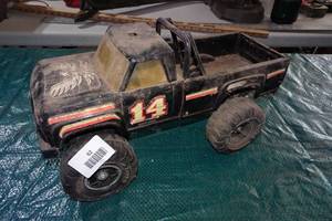 Vintage Tonka High Rider Pressed Steel Pickup Truck