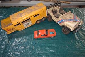 Vintage ERTL Pressed Steel Trailer, Duncan Jeep