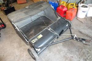 Agri-Fab 42 Tow Lawn Sweeper - 45-0320 - 13 Cu Ft