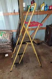 Metal Frame Folding Step Stool