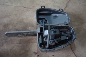 Craftsman Gas Chain Saw - 40cc, 18 Bar with Case
