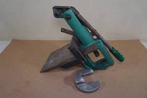 lot 139 image: RCBS JR2 Single Stage Reloading Press
