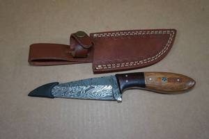 lot 169 image: Custom Handmade Damascus Style Steel Knife with Walnut and River Birch Grip