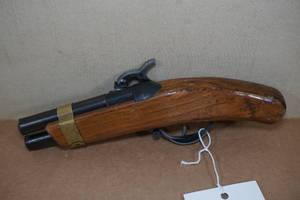 lot 175 image: Wood Handle Flintlock Cap Toy Gun