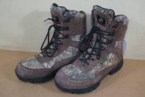 lot 176 image: Winchester Waterproof Hunting Boots - Mens 10.5