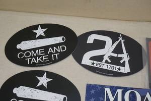 lot 213 image: Firearm and 2nd Amendment Magnets