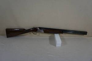 lot 9 image: 2004 Browning Miroku Citori Superlight Feather OverUnder 12 Gauge Shotgun