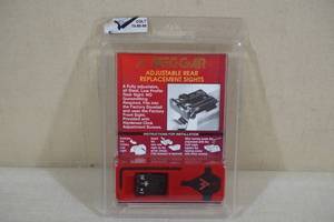 lot 46 image: Meggar Adjustable Rear Replacement Sights - Colt 708090