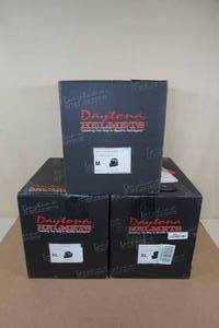 lot 7 image: Daytona Full Face Helmets - Assorted Sizes and Colors