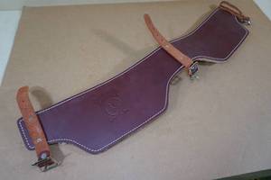 lot 60 image: Occidental Leather 5005 Belt Liner with Sheep Skin -Medium