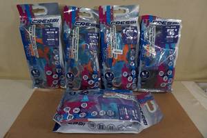 lot 73 image: 5 Cressi Kids Snorkel Sets (FinsMaskSnorkel) with Travel Bag -LXL