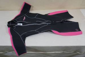 lot 80 image: Cressi Lido 2 mm Wet Suit -Medium