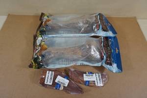 lot 113 image: Assorted Dog Treats -Shoulder Bones and Beef Scapula