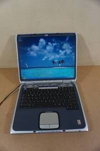 lot 140 image: HP Pavilion ze4500 Laptop with Charger